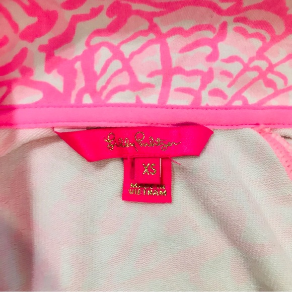 ⭐️🌟Lilly Pulitzer Pink Shells 1/4 Partial Zip Terry Sweatshirt Sz XS - Picture 8 of 13